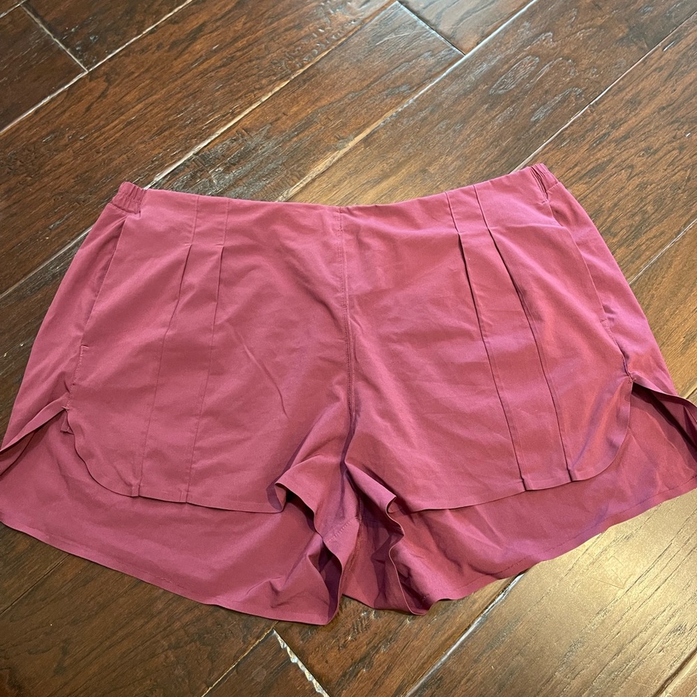 lululemon athletica lightweight four way stretch Athletic Shorts